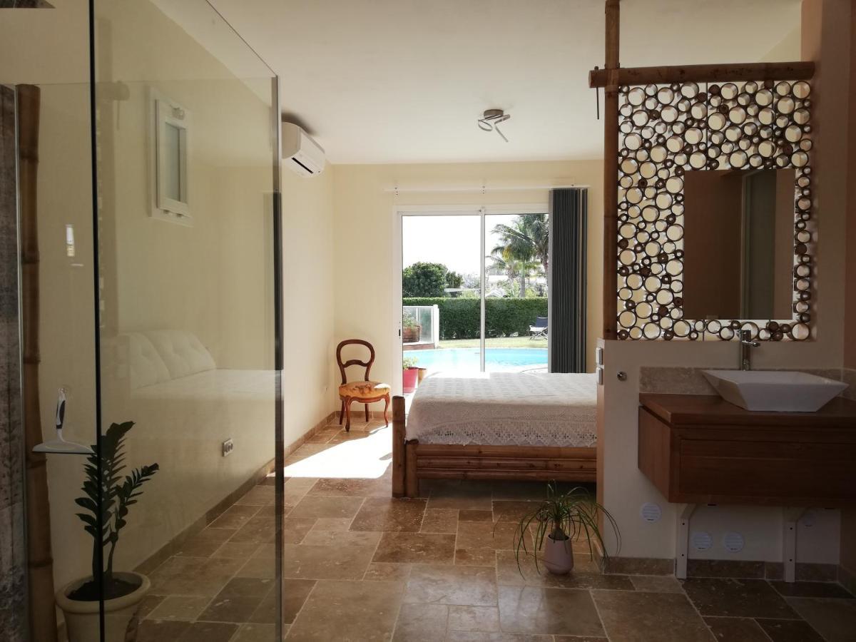 Villa BELLE VUE, CHAMBRE BAMBOUS Saint Pierre Exterior foto